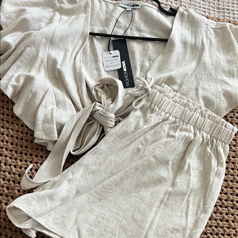 Fashion Nova Beige Tie-Front Set